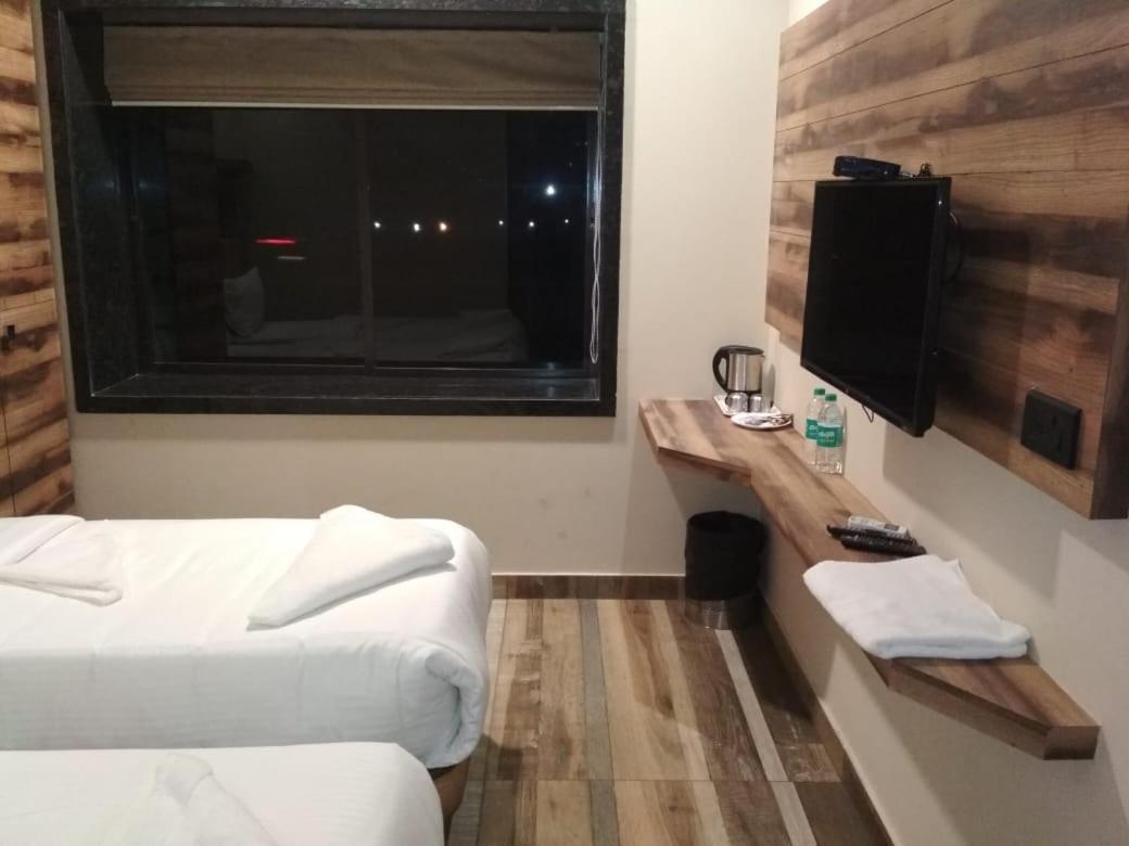 Отель Laxman Residency Mangalore Kulurkudru Экстерьер фото