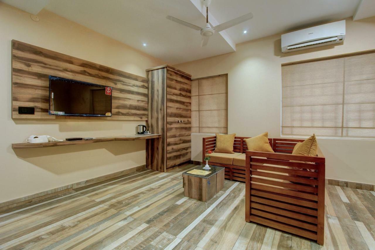 Отель Laxman Residency Mangalore Kulurkudru Экстерьер фото